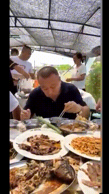 每天一笑，50张搞笑动图：这就是开学第一天的威力吗？-16.jpg