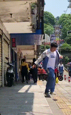 每天一笑，50张搞笑动图：这就是开学第一天的威力吗？-19.jpg