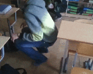 每天一笑，50张搞笑动图：这就是开学第一天的威力吗？-26.jpg