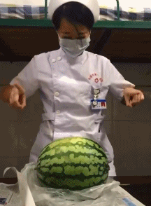 每天一笑，50张搞笑动图：三个感叹号，是他最后的警告！-4.jpg
