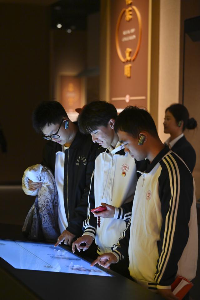 新华全媒头条｜聆听来自陶寺的文明回响-3.jpg