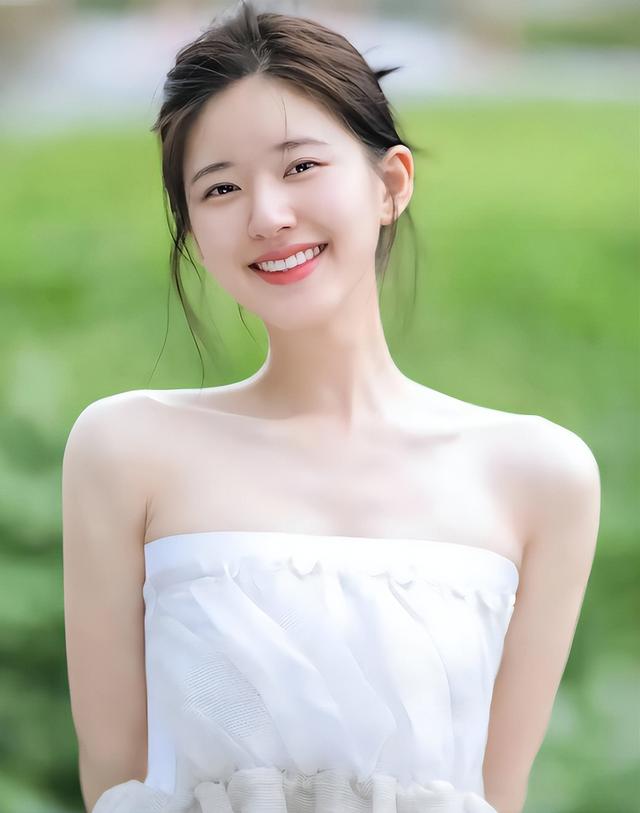 被央媒怒批，目不识丁、德不配位，这几位“文盲”明星凭什么走红-8.jpg