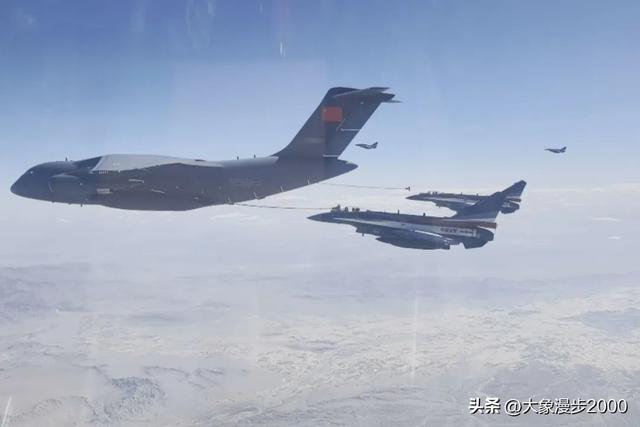 回顾2024，中国军事实力十大名场面-18.jpg