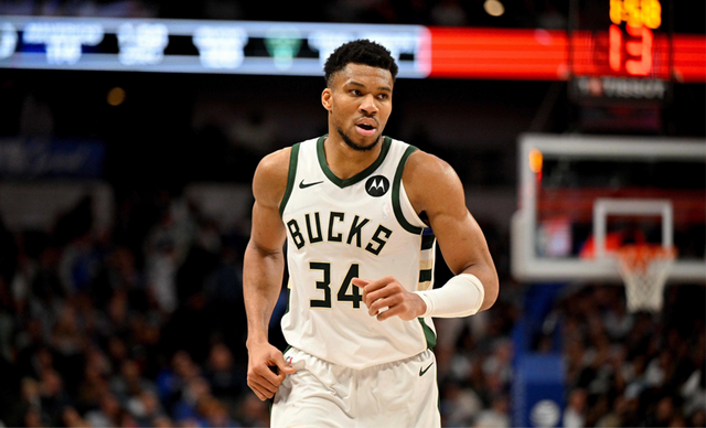 NBA红黑榜：完全体快船展现强劲实力，约基奇连战文班亚马连砍40+-7.jpg