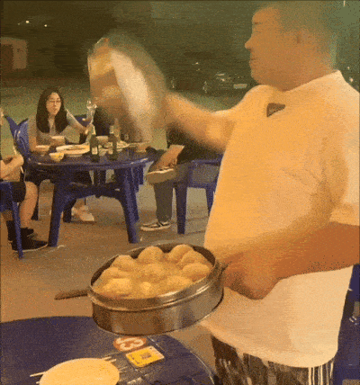 哈哈一笑，搞笑动图，这条路应该挺贵啊-35.jpg