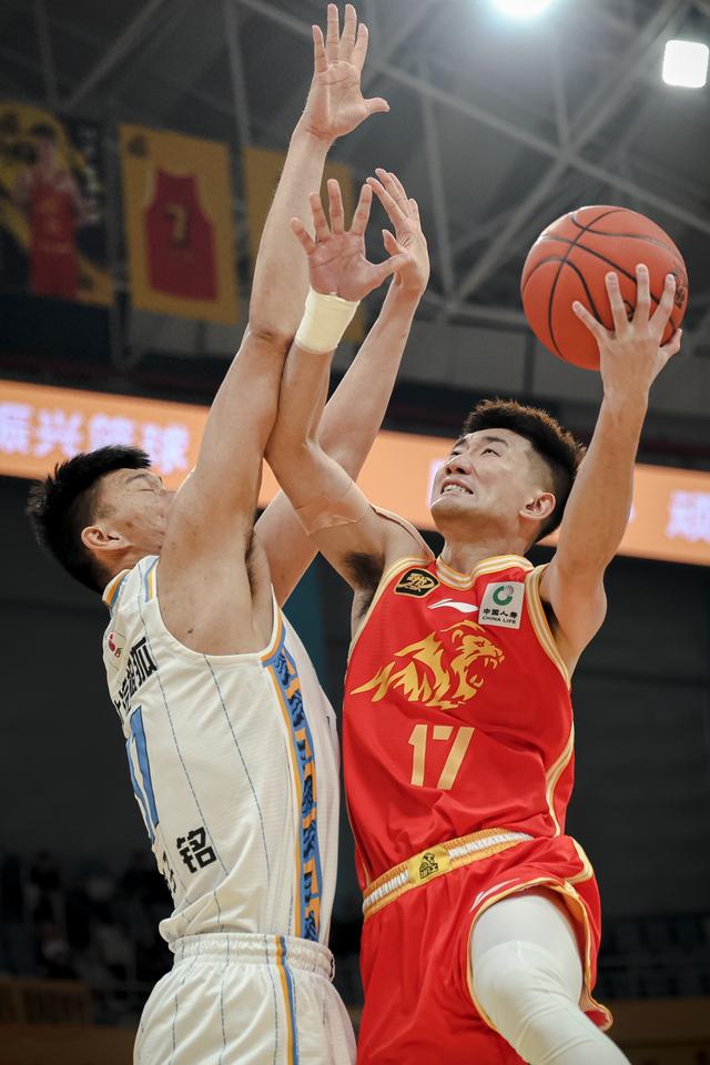 （体育）篮球——CBA常规赛：浙江方兴渡胜北京北汽-1.jpg