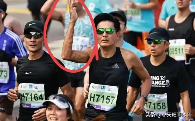 娱乐圈五位跑马的大明星，陈冠希弃文从武，第一被誉为气质女神-8.jpg