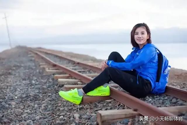 娱乐圈五位跑马的大明星，陈冠希弃文从武，第一被誉为气质女神-13.jpg