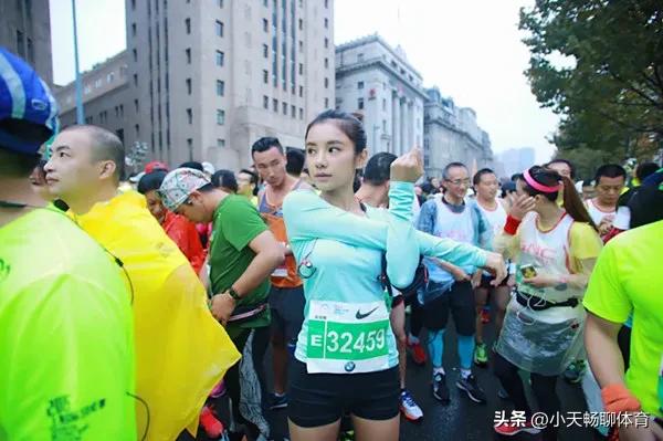 娱乐圈五位跑马的大明星，陈冠希弃文从武，第一被誉为气质女神-15.jpg