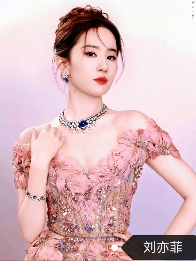 10位高颜值女明星，你喜欢哪位？-3.jpg