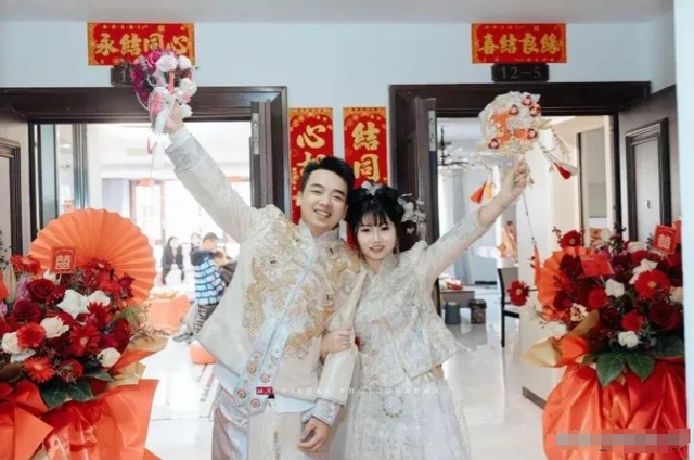 新婚3天回娘家299次，50cm距离让夫妻生活曝光！网友：太近没隐私-7.jpg