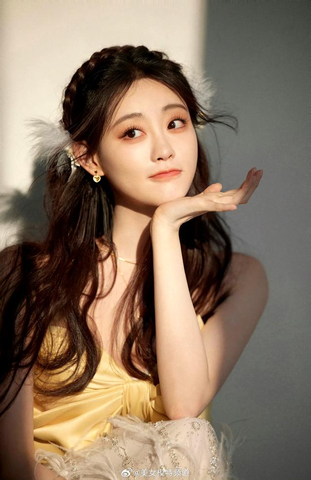 美女明星-8.jpg