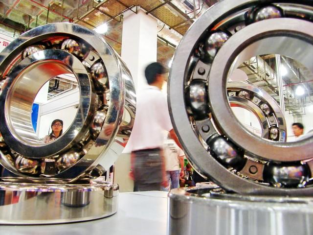 中国与美国在军事实力对比中的优势和劣势如何？-2.jpg