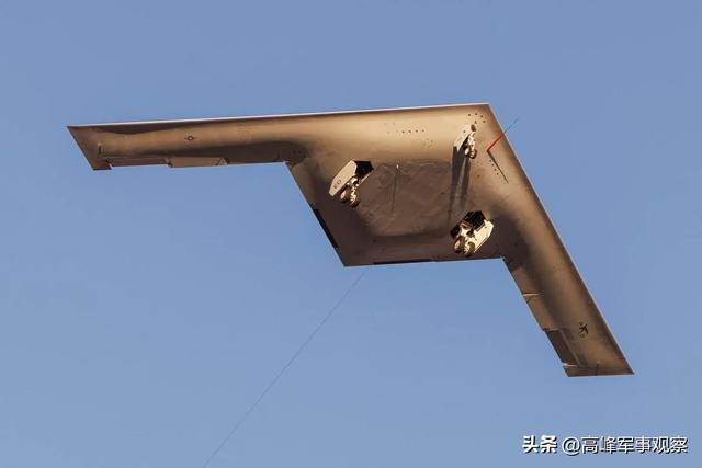 歼-36标配？中国新型空射导弹做最后测试：美军B-21轰炸机的克星-4.jpg