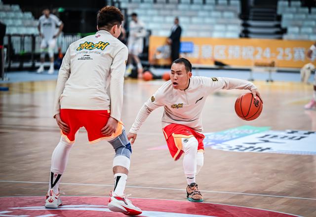 何以明亮？篮球点亮！-1.jpg