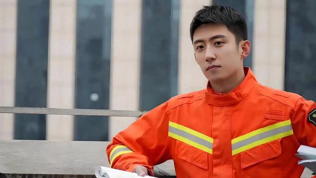 备受瞩目的十位最帅男明星，你更喜欢谁？-1.jpg