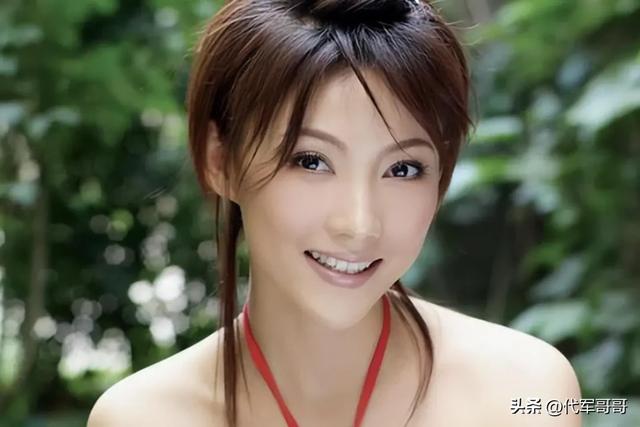 离世时年纪不大的10位明星，有的以为是退圈，没想到竟已故去多年-6.jpg