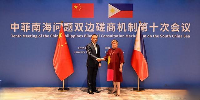 中菲又没谈妥，马科斯拉美国介入，中方早有准备，军事信号已释放-1.jpg