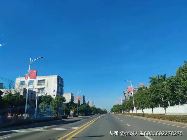 今日头条爆款文章（情感散文）：浪迹天涯，心不一日不在故乡游走-7.jpg