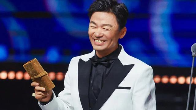 央视年度盛典节目单，暴露5位顶级资源咖，比流量明星地位高-2.jpg