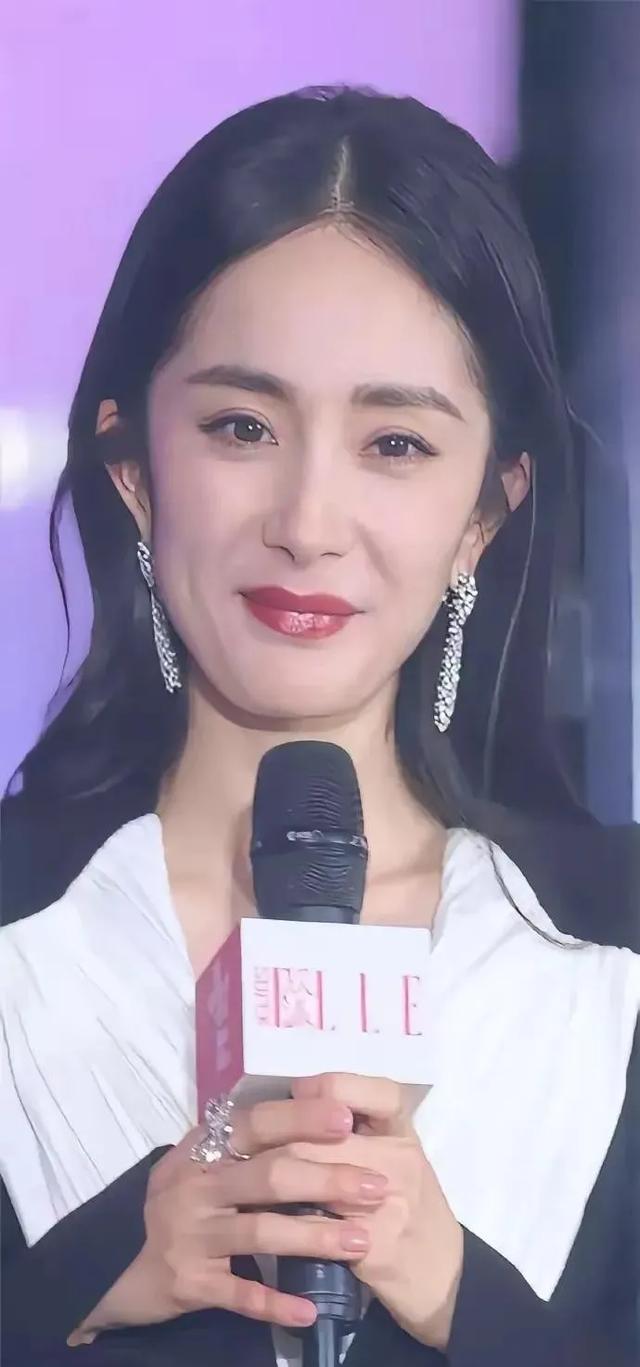 明星无滤镜下的真实容颜，残酷的娱乐圈，她们的真实状态如何？-7.jpg