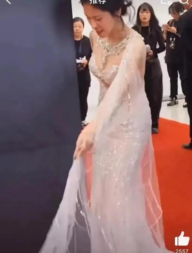 明星无滤镜下的真实容颜，残酷的娱乐圈，她们的真实状态如何？-10.jpg