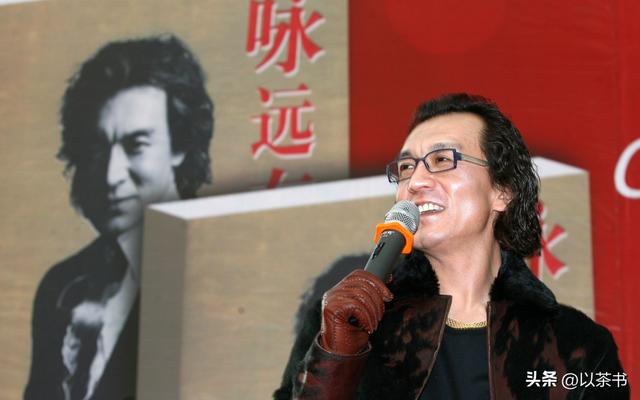 客死他乡的8位明星，每一个都令人惋惜，其中有两位是央视主持人-22.jpg