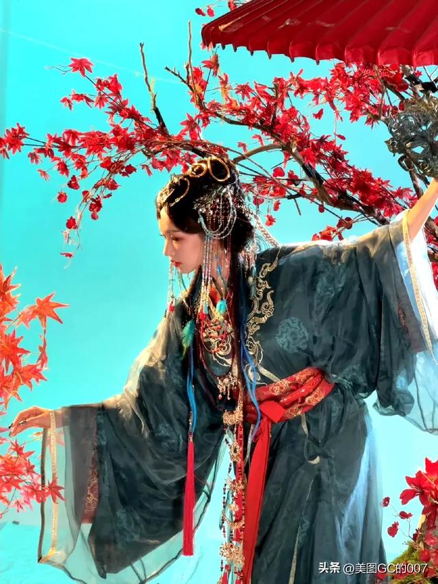 明星图片程潇-23.jpg