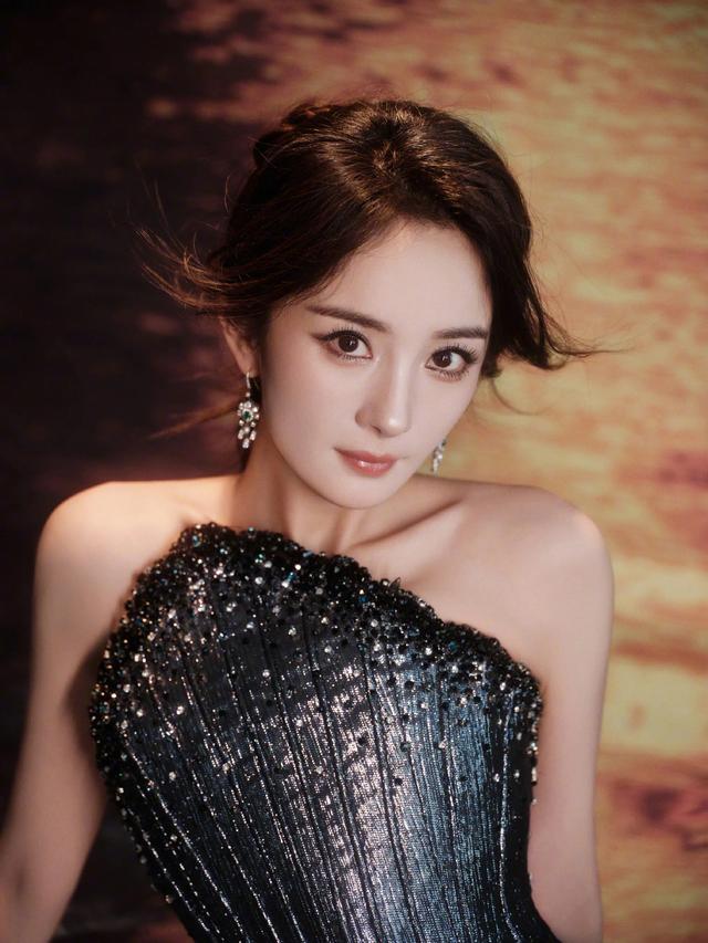 杨幂-6.jpg