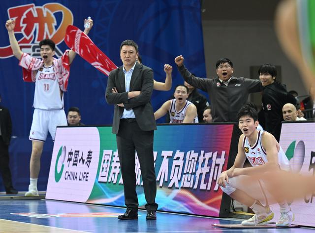 （体育）篮球——CBA常规赛：天津先行者不敌浙江稠州金租-7.jpg