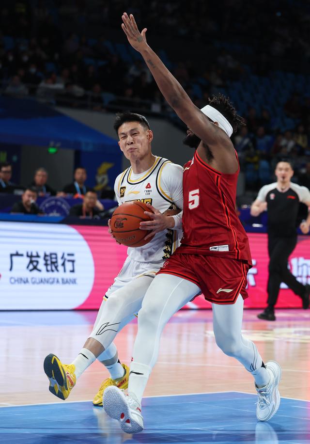 （体育）篮球——CBA常规赛：北京北汽不敌浙江方兴渡-11.jpg