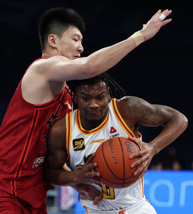 （体育）篮球——CBA常规赛：北京北汽对阵深圳马可波罗-7.jpg