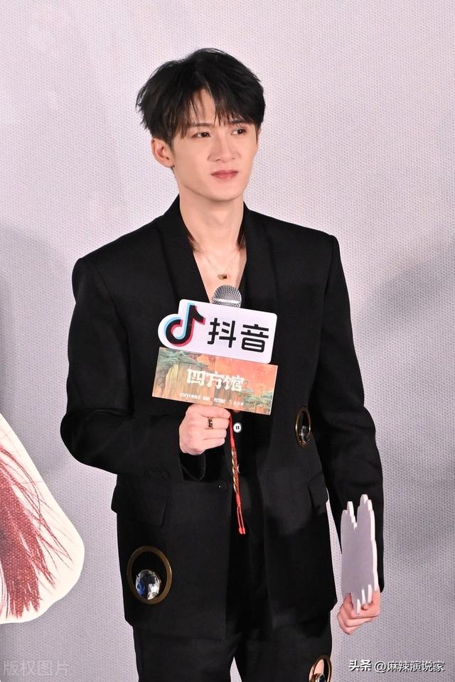 近期娱乐圈关注度最高的10位明星-2.jpg