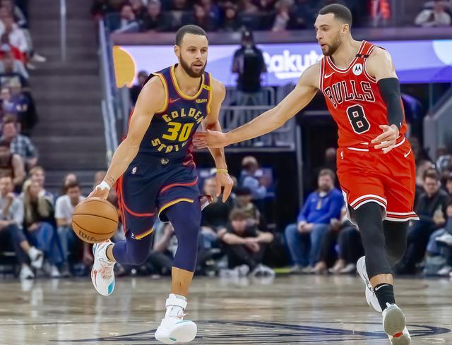 （体育）篮球——NBA常规赛：勇士胜公牛-2.jpg