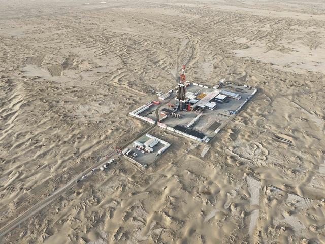 新华全媒头条｜掘地一万米 中国深度在“死亡之海”创下新纪录-8.jpg