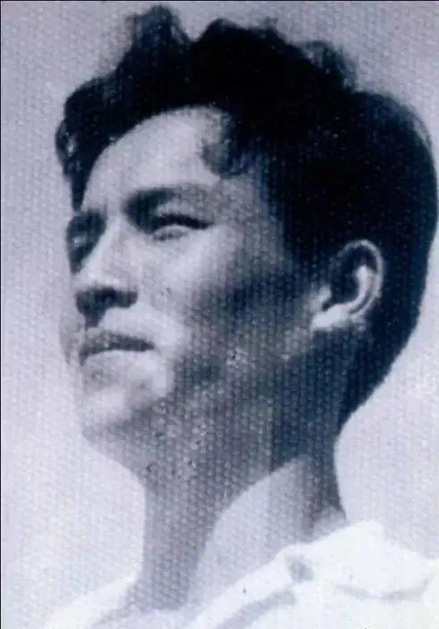 难得一见的老照片，15位大明星的学生时代，恰同学少年，风华正茂-4.jpg