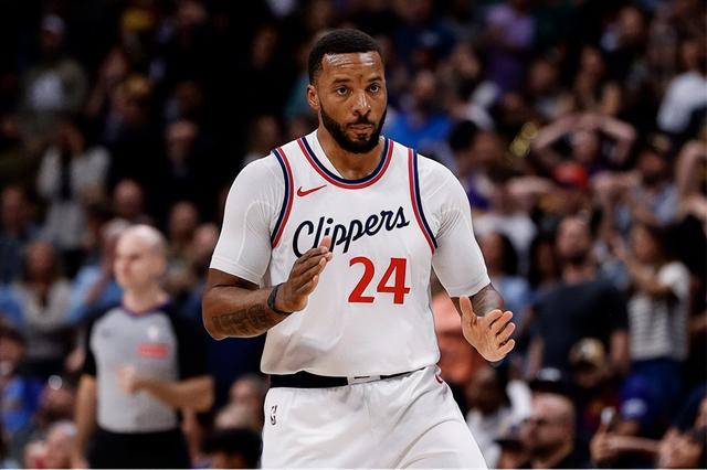 NBA红黑榜：火箭双杀联盟第一骑士，哈登40分梦回巅峰击穿雄鹿！-11.jpg
