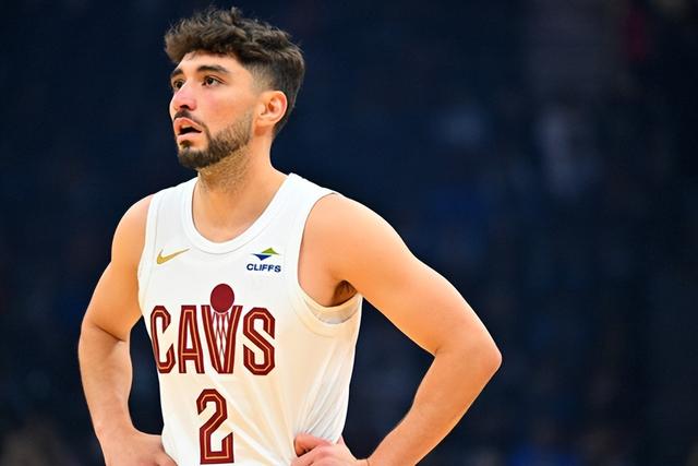 NBA红黑榜：火箭双杀联盟第一骑士，哈登40分梦回巅峰击穿雄鹿！-13.jpg