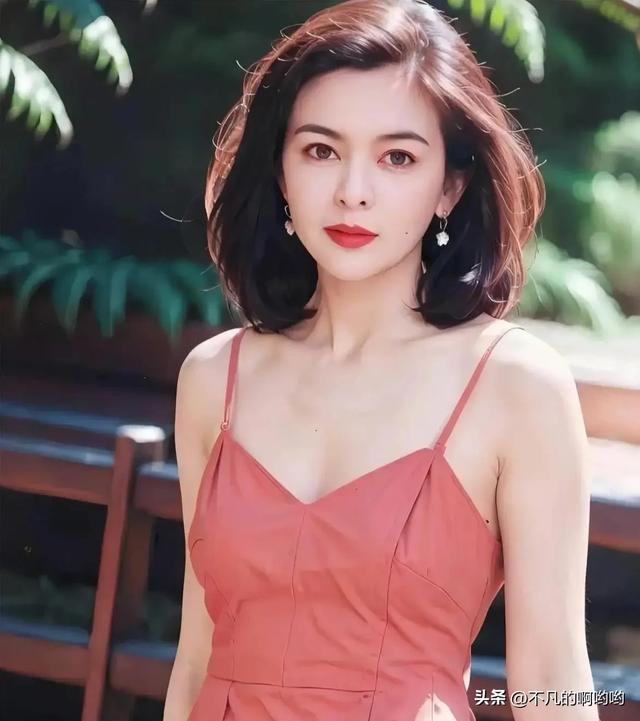 娱乐圈出身显赫的十大明星-9.jpg