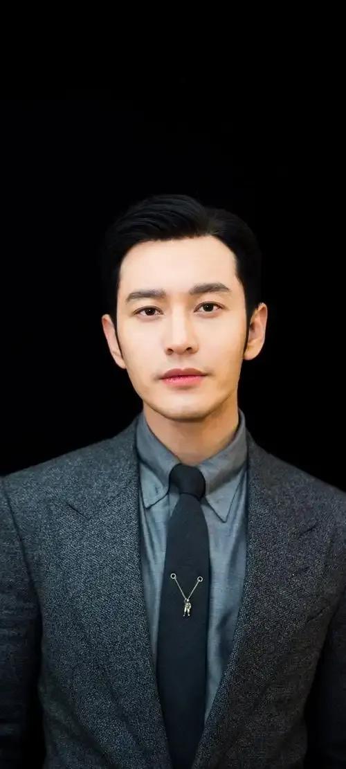 明星都这么矮吗？揭秘娱乐圈“身高之谜”明星真实身高让人意外！-5.jpg