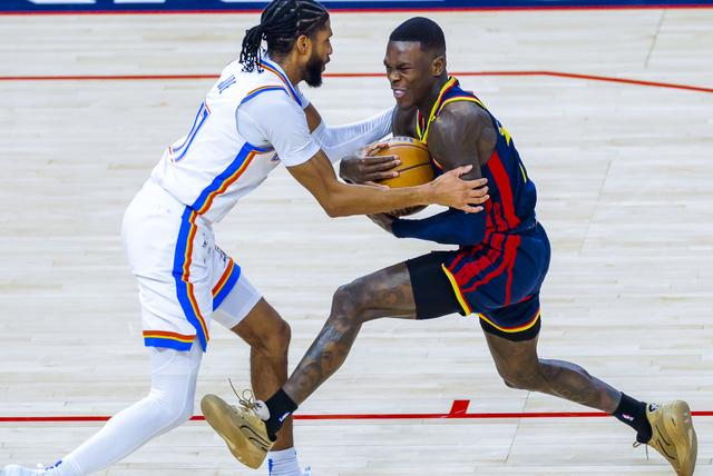 （体育）篮球——NBA常规赛：勇士胜雷霆-5.jpg