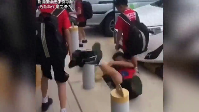 搞笑视频#-1.jpg