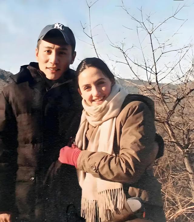 娱乐圈的10对跨国明星夫妻，颜值才华在线，有的已结婚39年-5.jpg