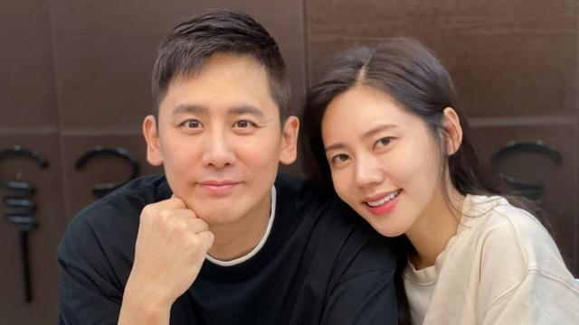 娱乐圈的10对跨国明星夫妻，颜值才华在线，有的已结婚39年-9.jpg