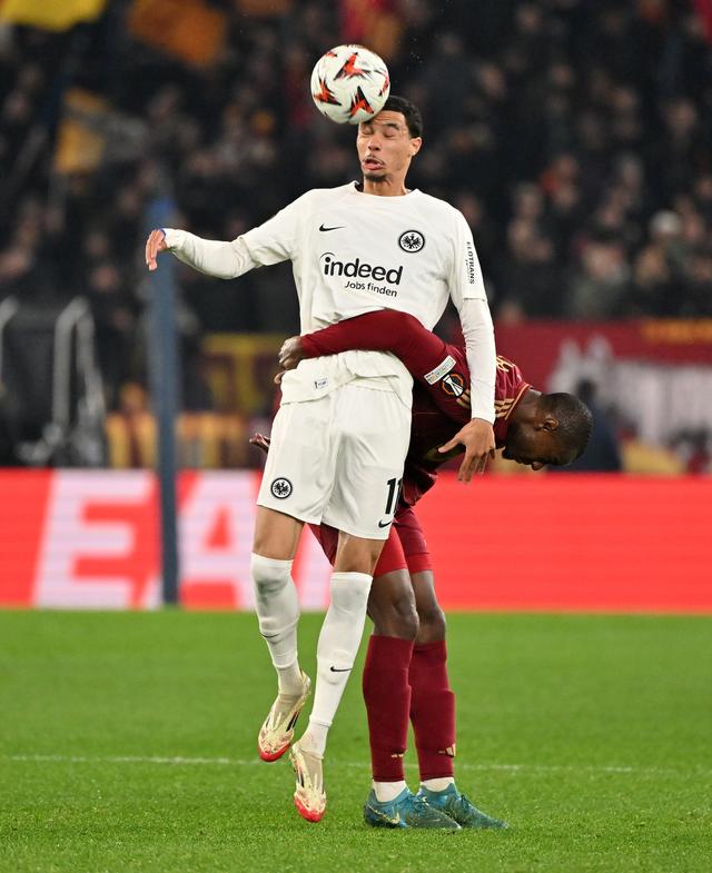 （体育）足球——欧联杯：罗马胜法兰克福-8.jpg