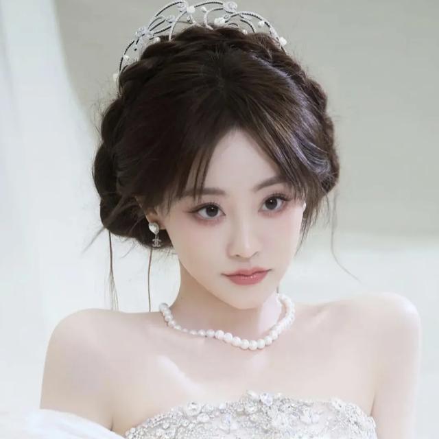 15位女明星，那位是你心中颜值女神-6.jpg