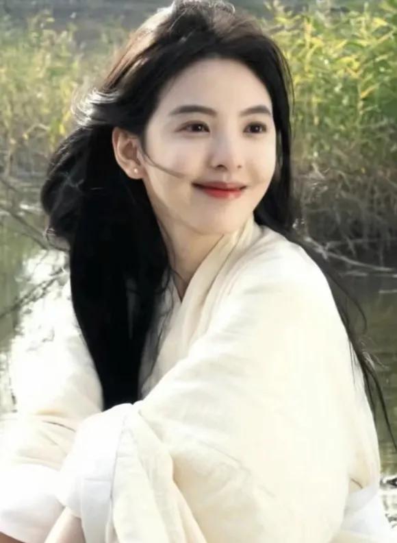 15位女明星，那位是你心中颜值女神-9.jpg